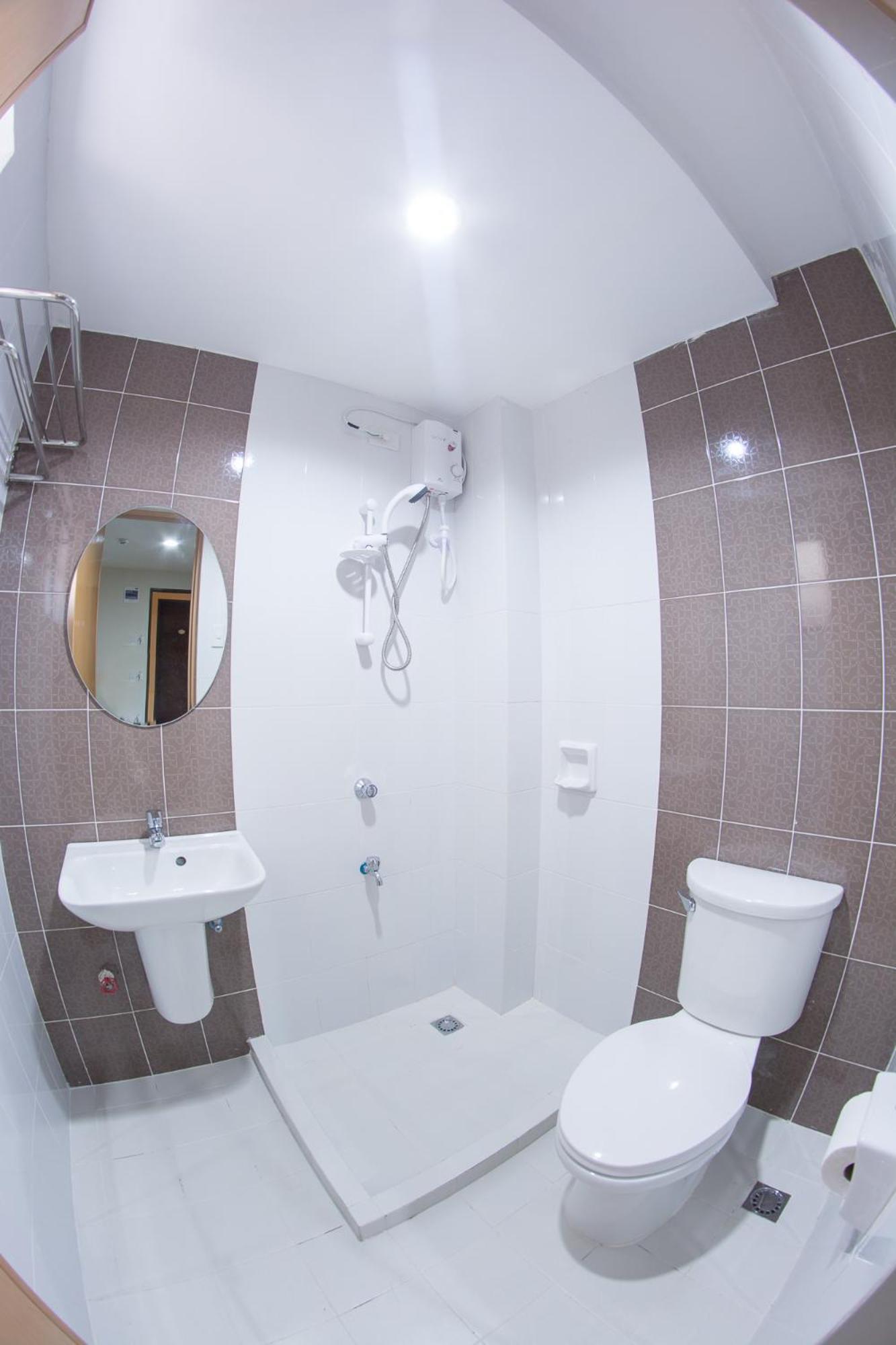 Emerald Suites Cdo Кагаян де Оро Стая снимка