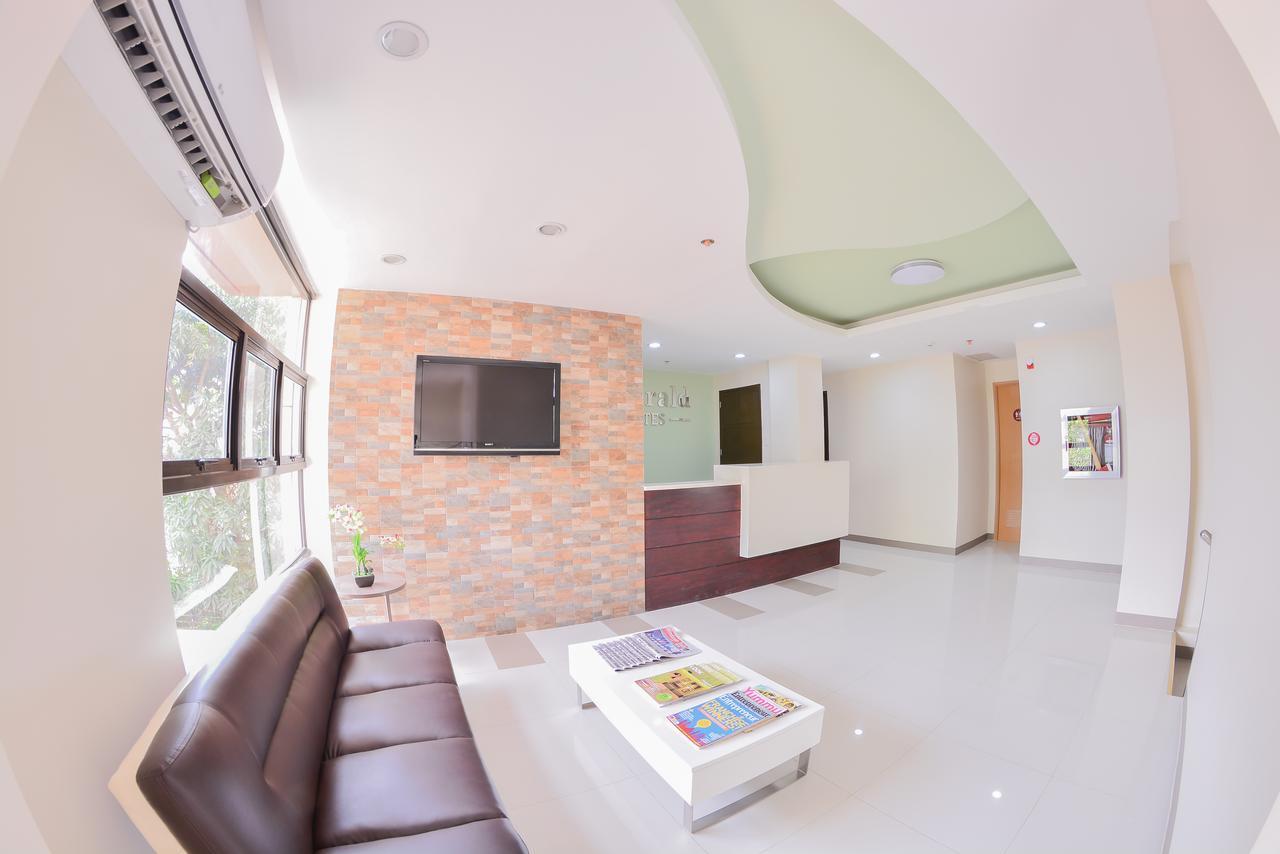 Emerald Suites Cdo Кагаян де Оро Екстериор снимка
